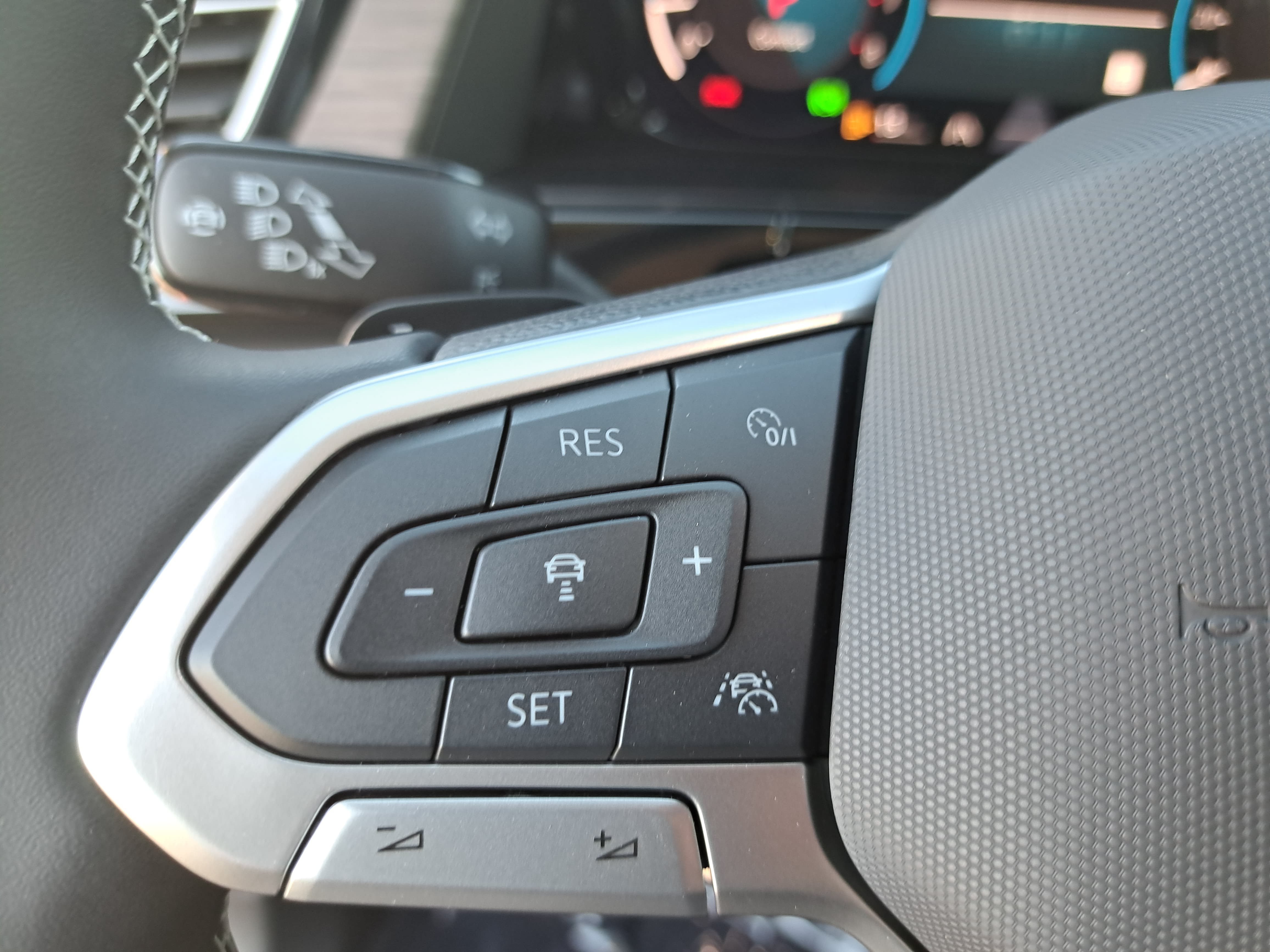 New 2026 Volkswagen Atlas SEL AWD/4WD image 18