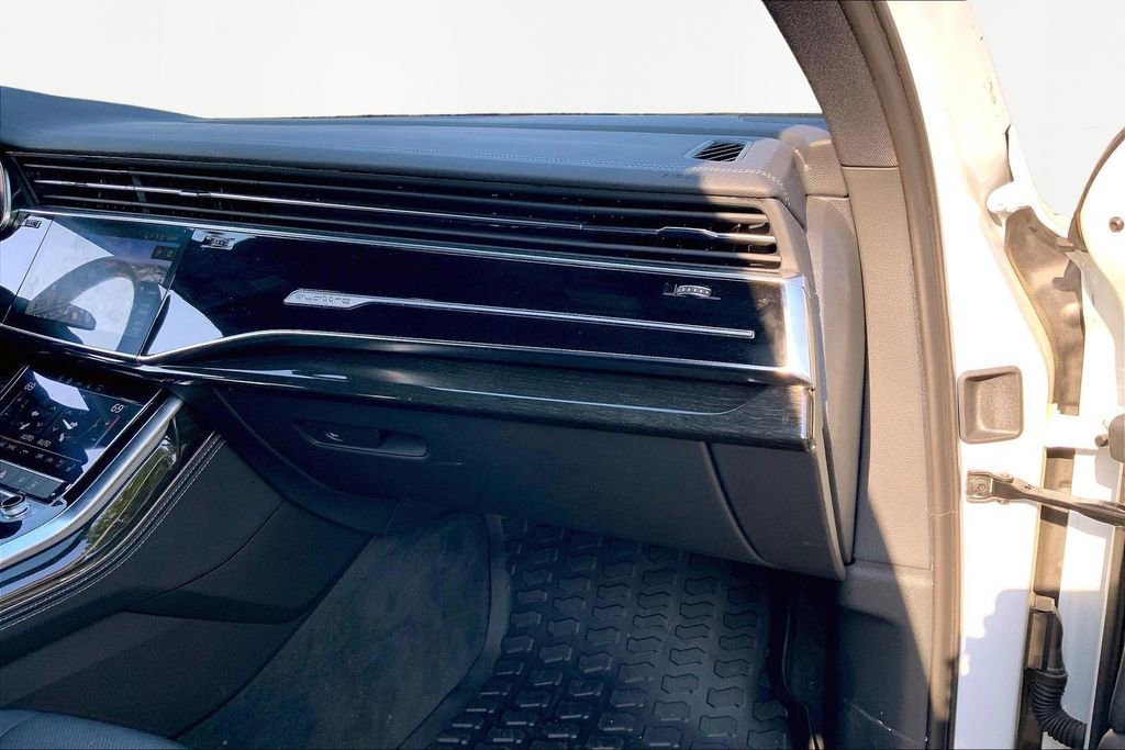 Used 2025 Audi Q7 3.0T Premium Plus image 18