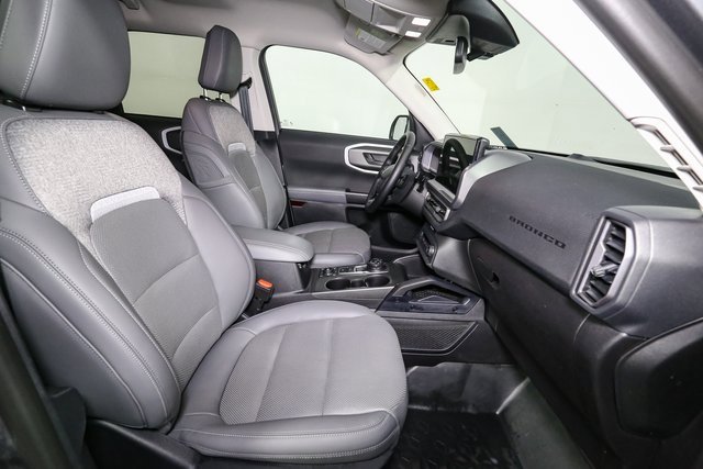 Used 2025 Ford Bronco Sport Badlands image 15