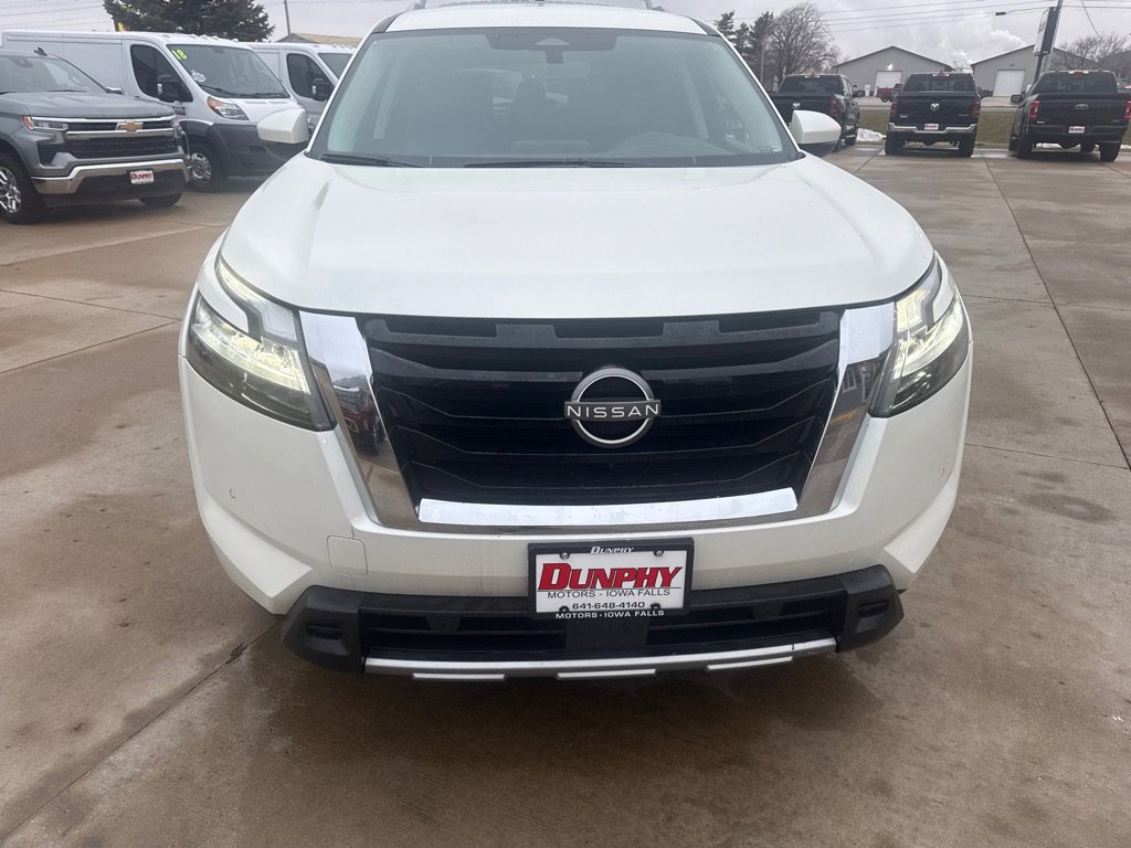 Used 2023 Nissan Pathfinder SL image 8