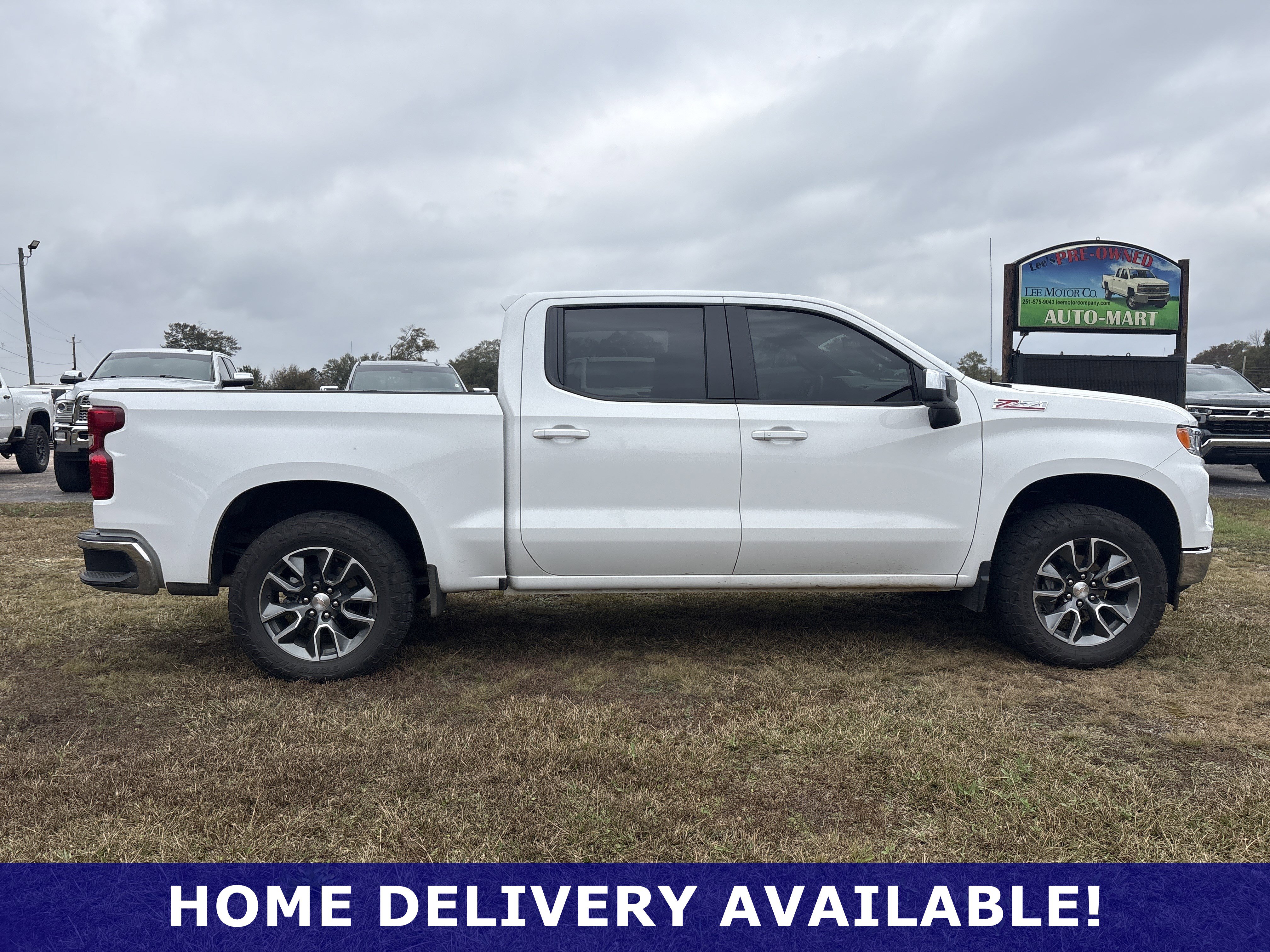 Used 2025 Chevrolet Silverado 1500 LT image 8