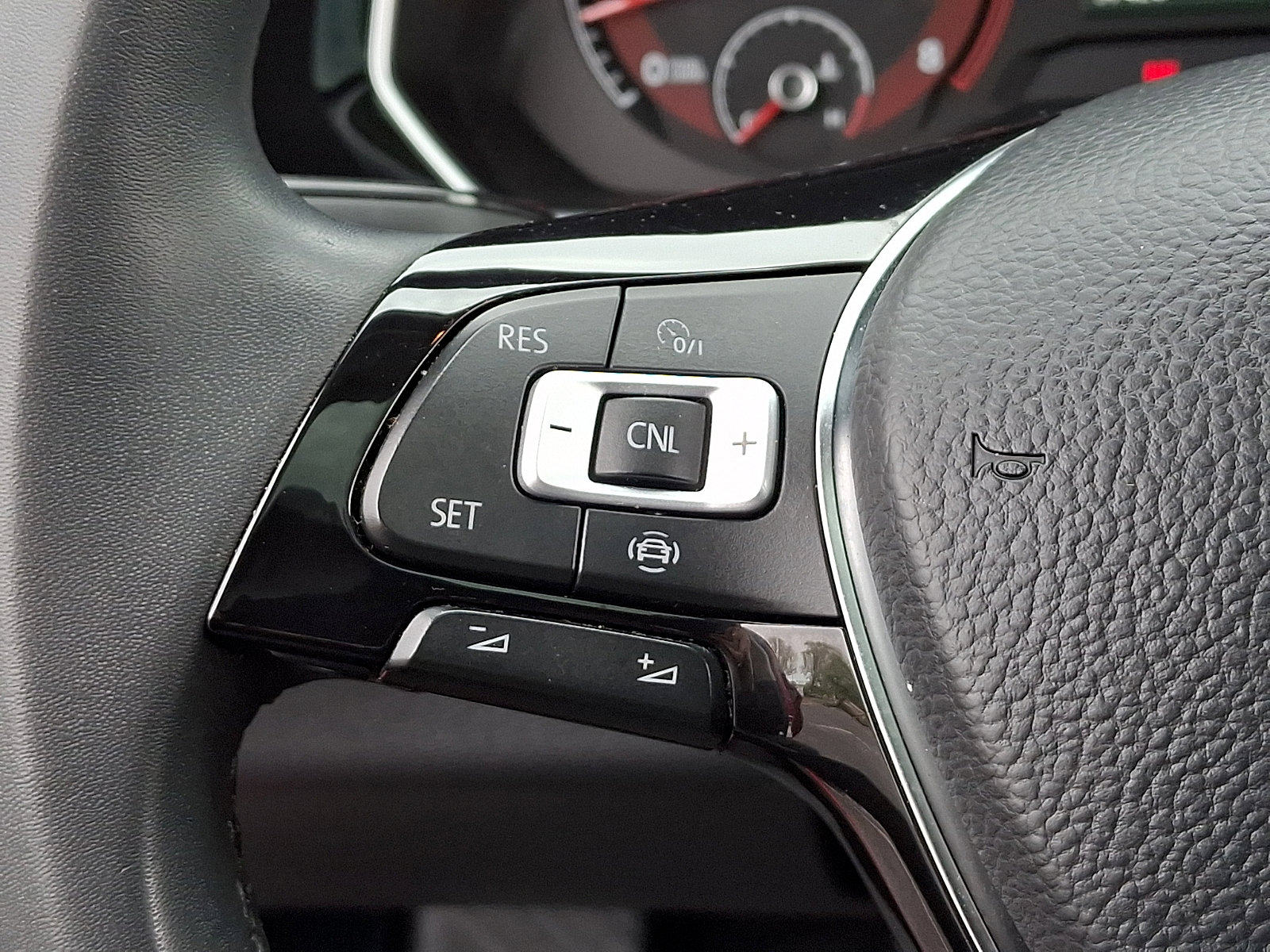 Used 2020 Volkswagen Jetta SE w/ SE Cold Weather Package image 22