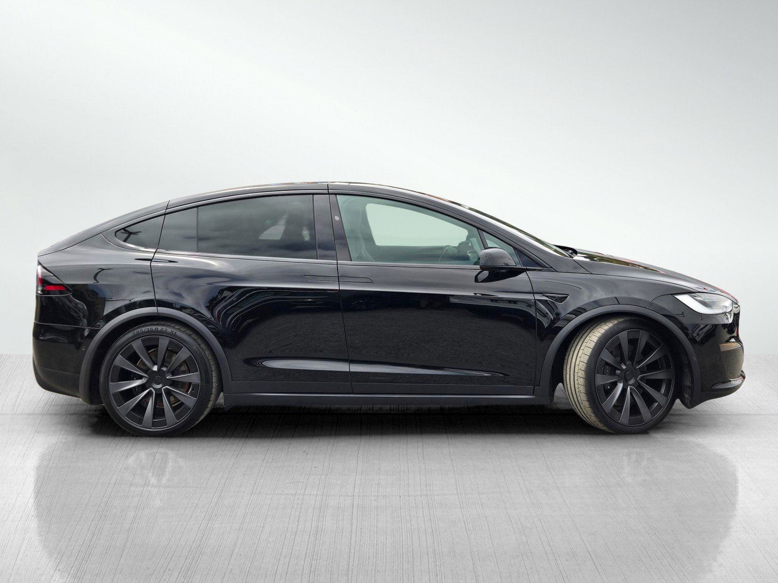 Used 2022 Tesla Model X Plaid AWD/4WD image 3