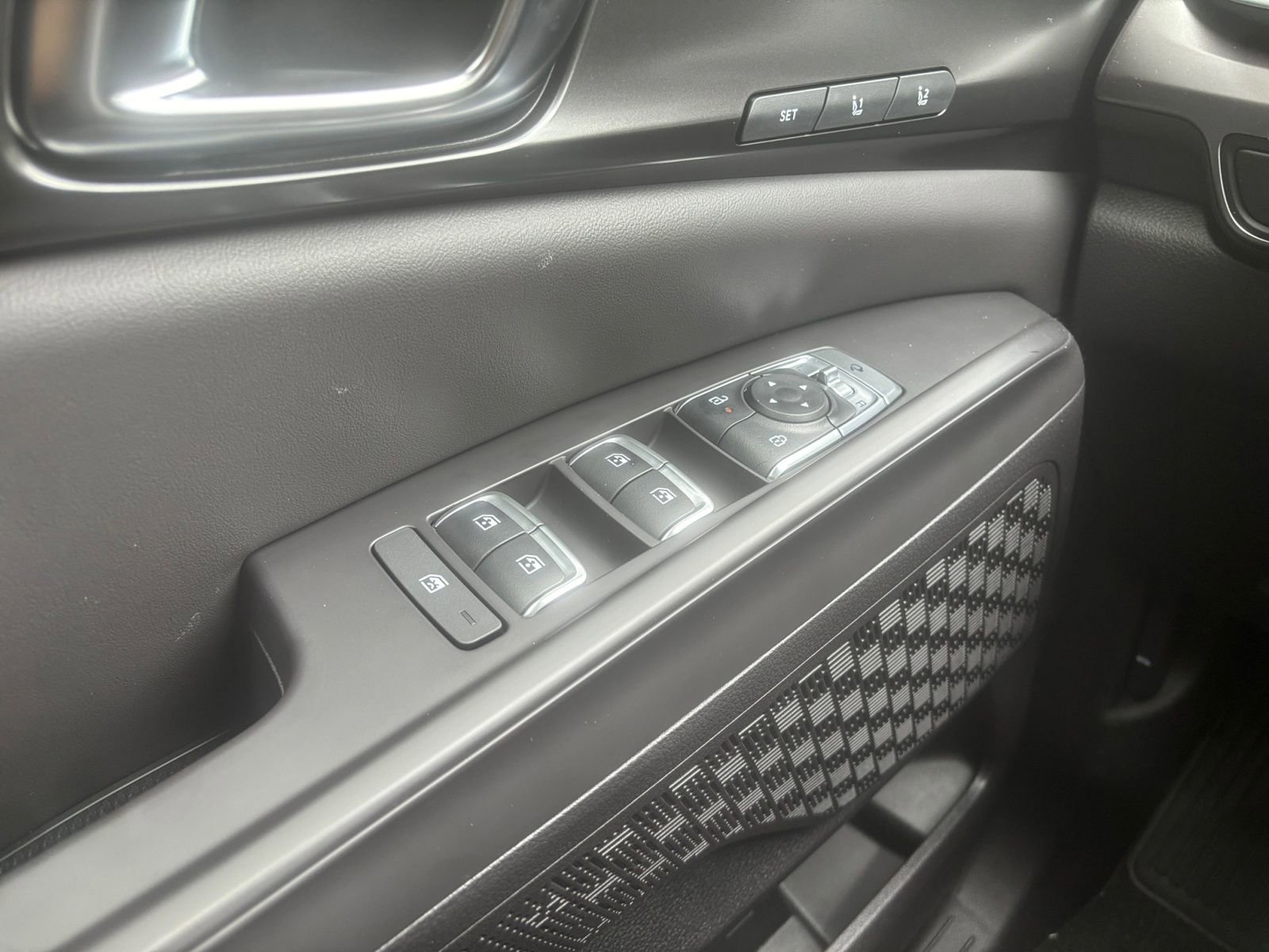 New 2026 Kia Carnival SX w/ SX Dark Edition Package FWD image 20