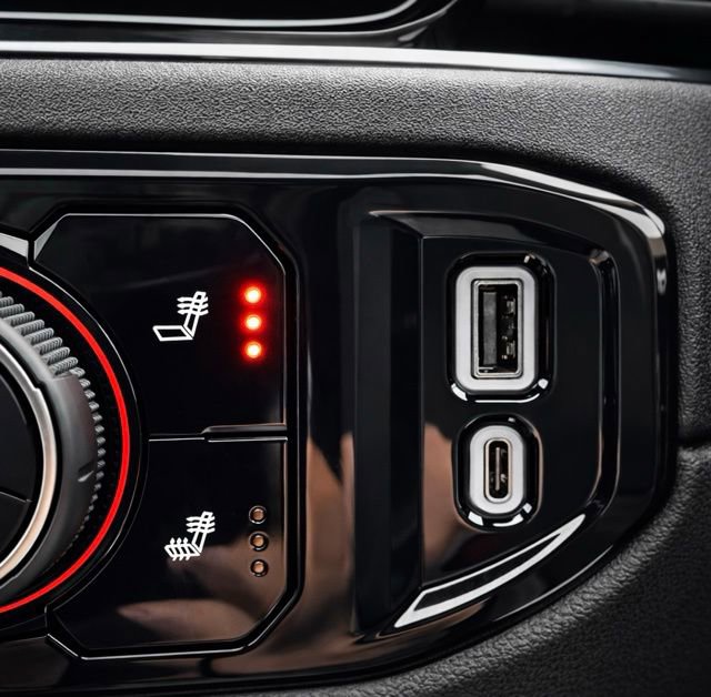 Used 2023 Chevrolet Silverado 1500 RST w/ Convenience Package II image 34