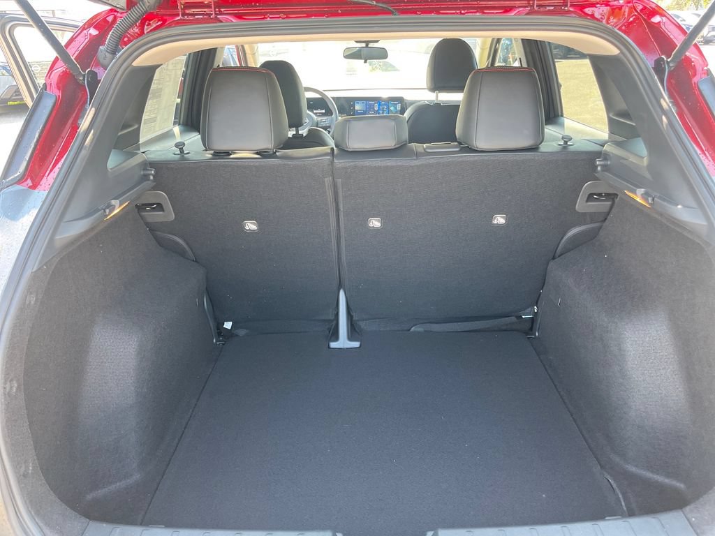 New 2027 Nissan Kicks SR w/ Cold Weather Package FWD image 22