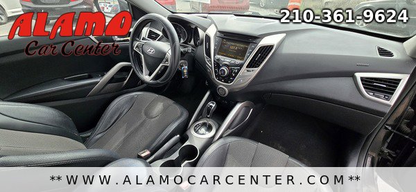 Used 2012 Hyundai Veloster w/ Style Pkg image 14
