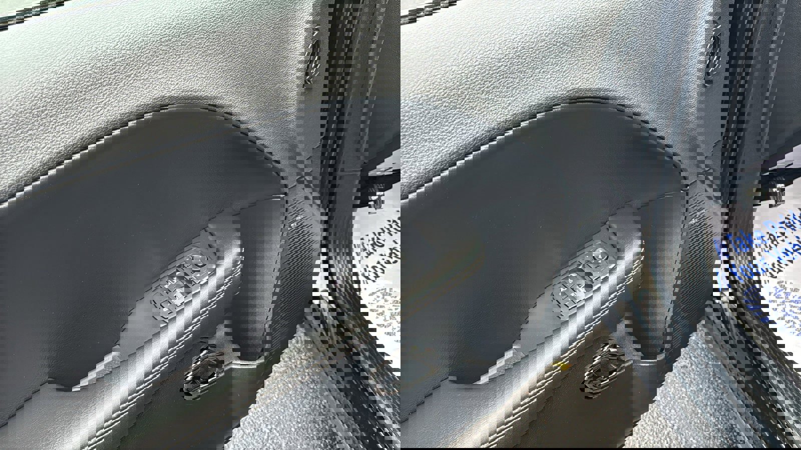 Used 2016 Dodge Challenger SRT Hellcat image 14