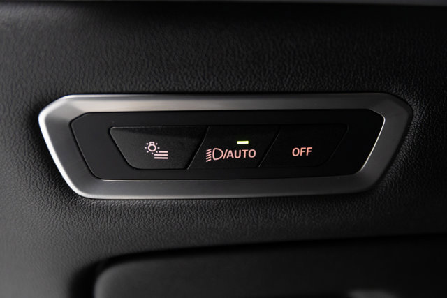 Used 2024 BMW X7 M60i w/ Executive Package image 78