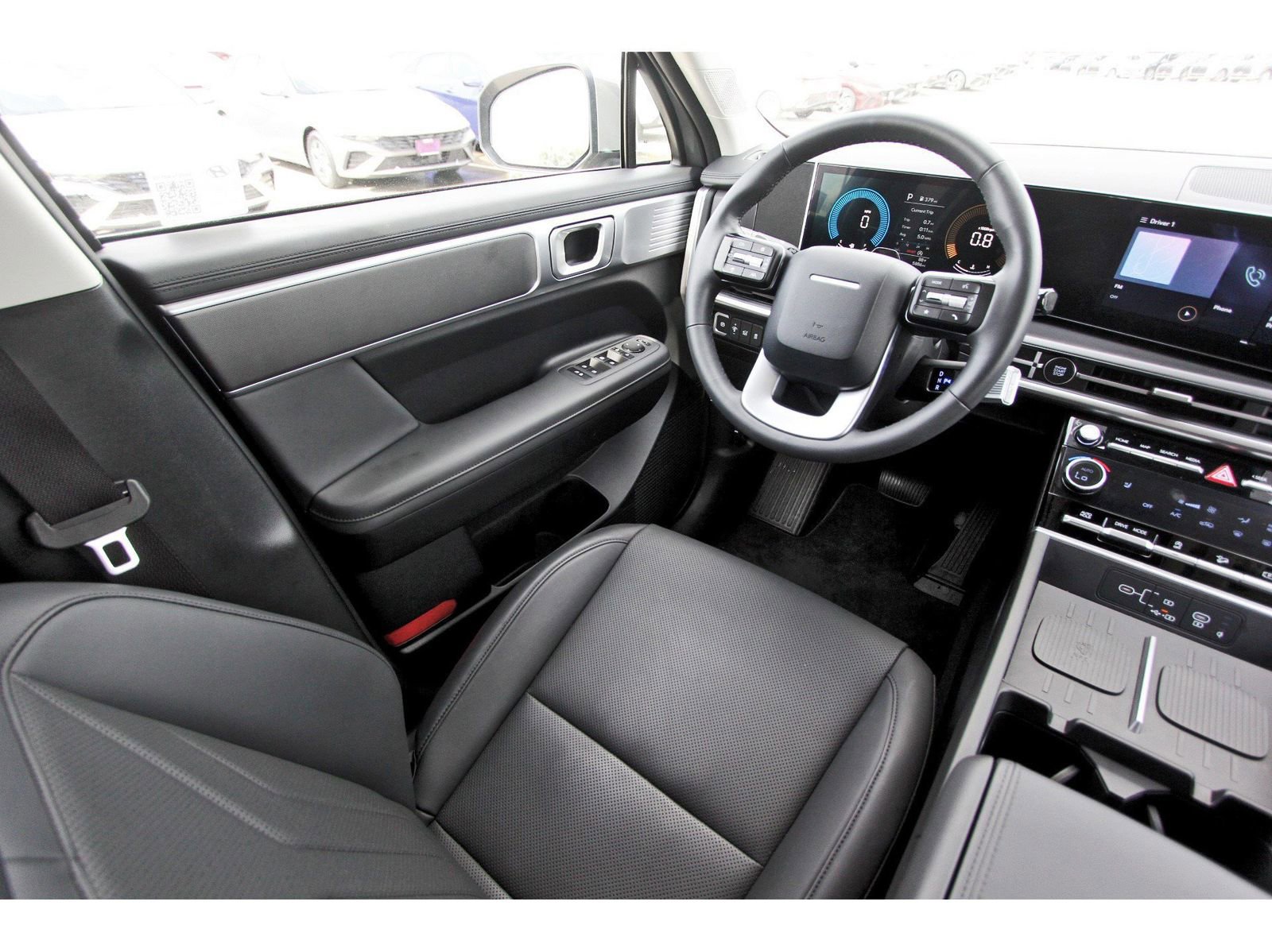Used 2025 Hyundai Santa Fe SEL image 13
