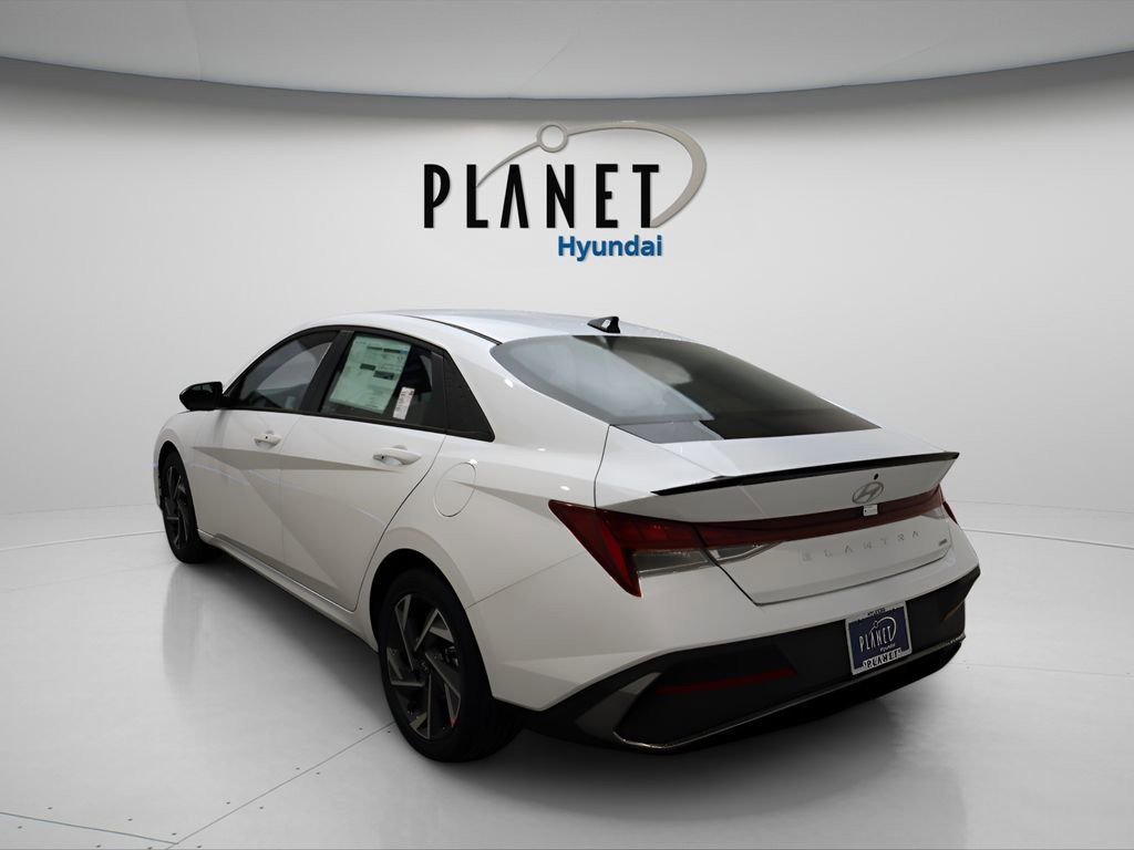New 2026 Hyundai Elantra Sport image 6