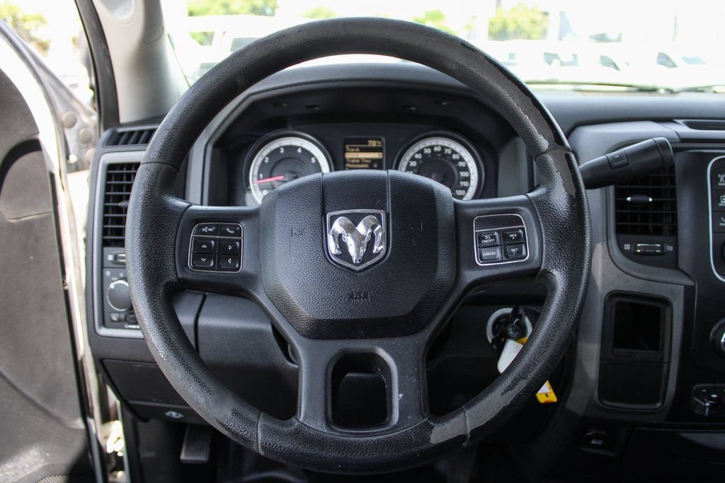Used 2014 RAM 3500 Tradesman w/ Power & Remote Entry Group RWD image 17