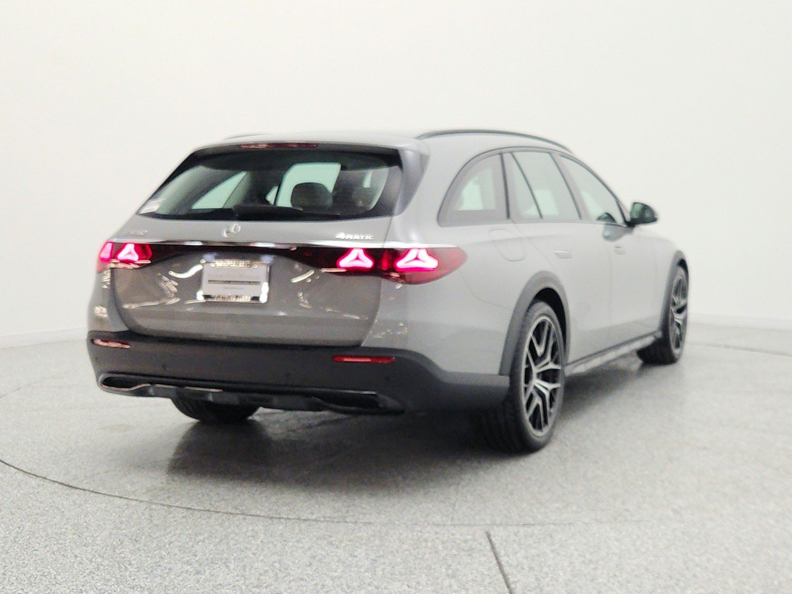New 2026 Mercedes-Benz E 450 4MATIC All-Terrain Wagon image 6