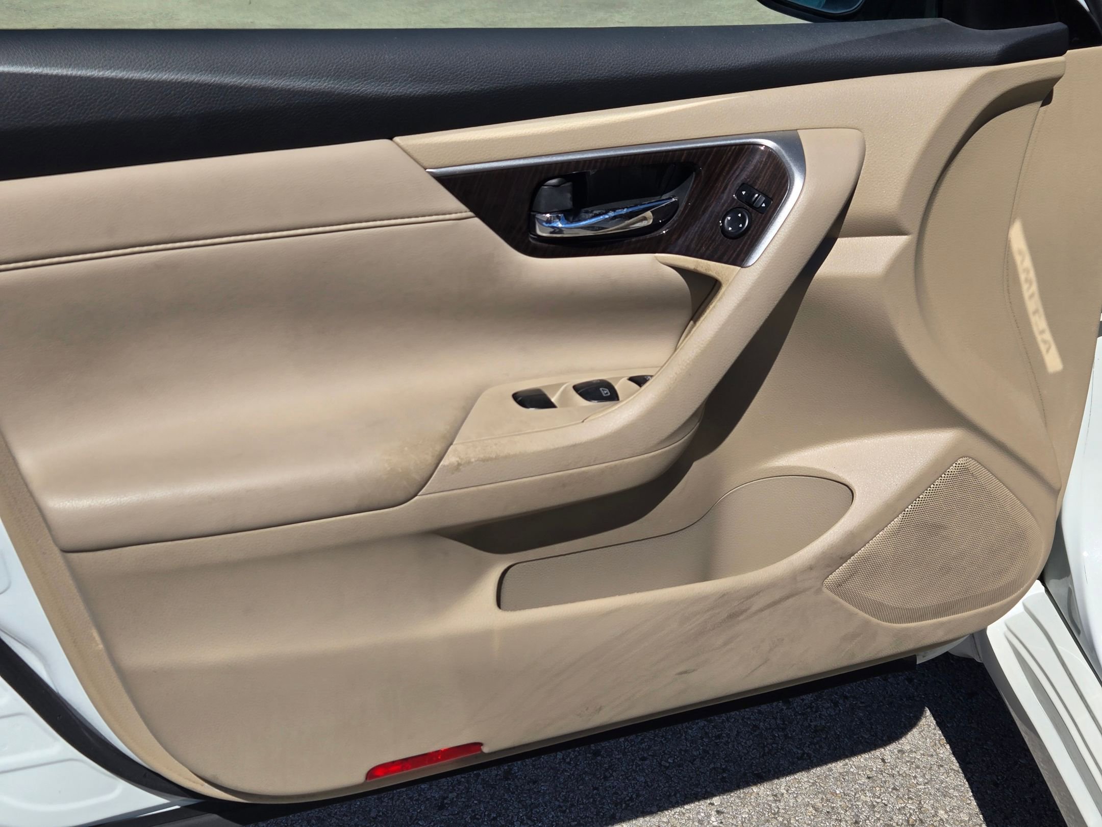 Used 2015 Nissan Altima 3.5 SL image 10