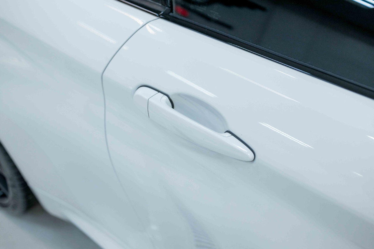 Used 2019 BMW M4 CS w/ Executive Package image 25