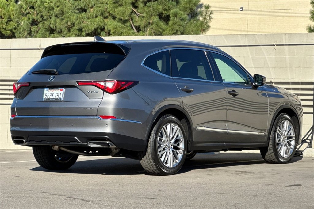Certified 2023 Acura MDX SH-AWD w/ Advance Package image 8