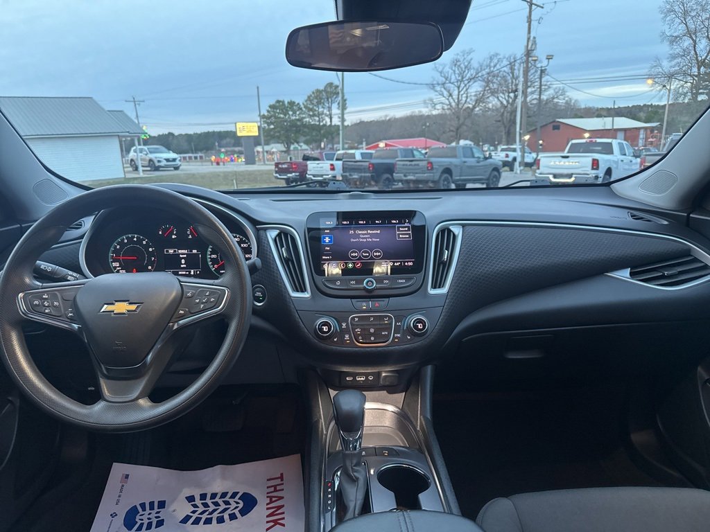 Used 2024 Chevrolet Malibu LT image 12