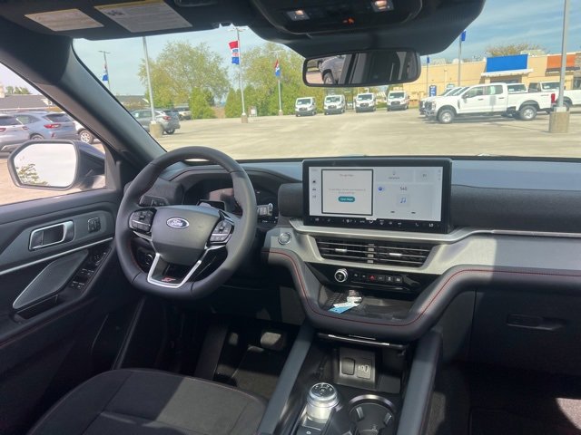 New 2025 Ford Explorer ST image 43