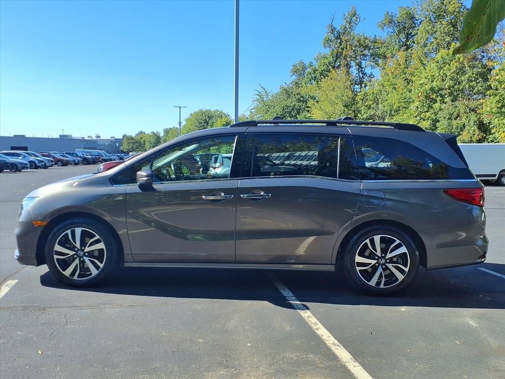 Used 2018 Honda Odyssey Elite image 3