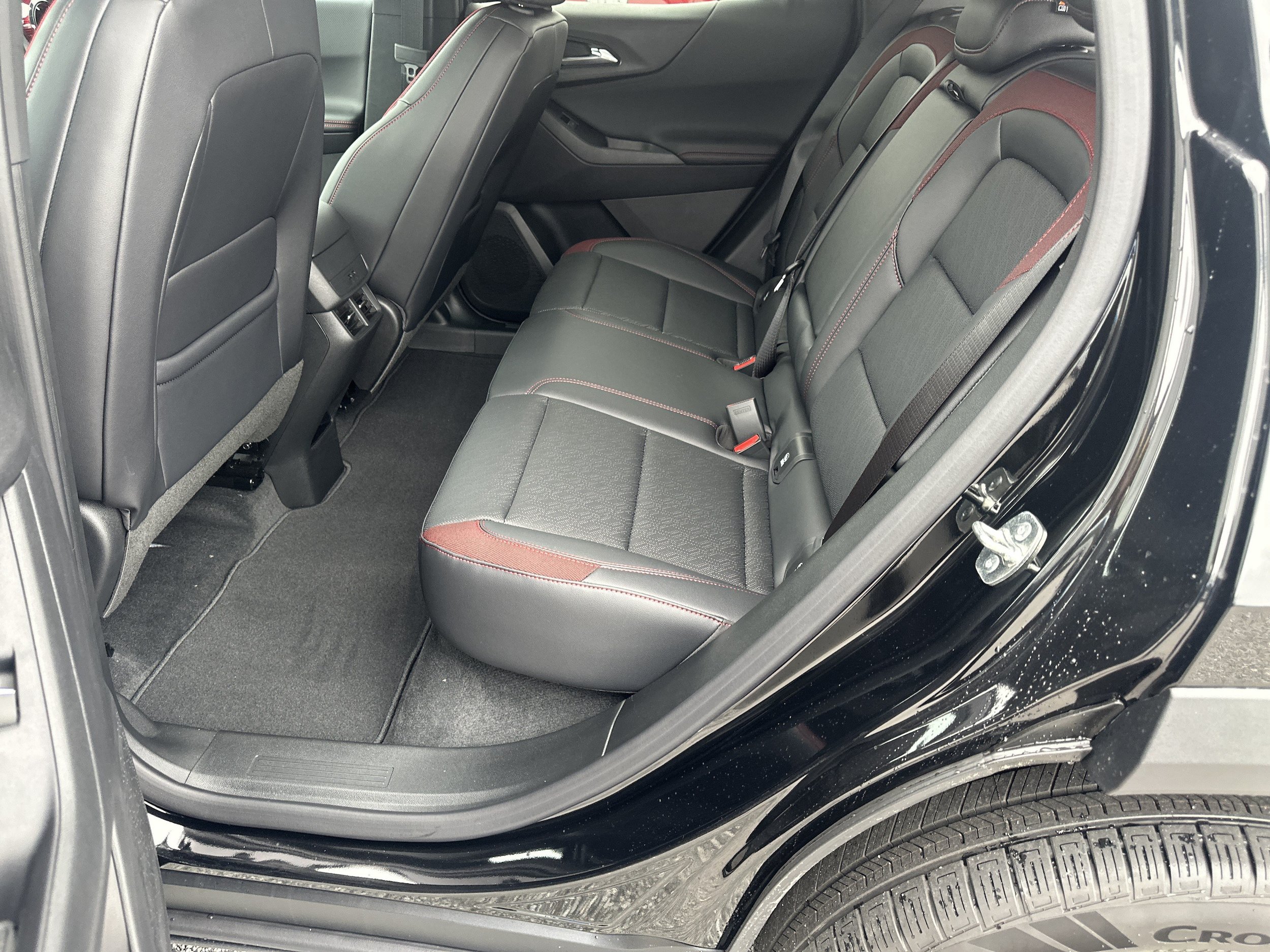 New 2027 Chevrolet Equinox RS FWD image 20