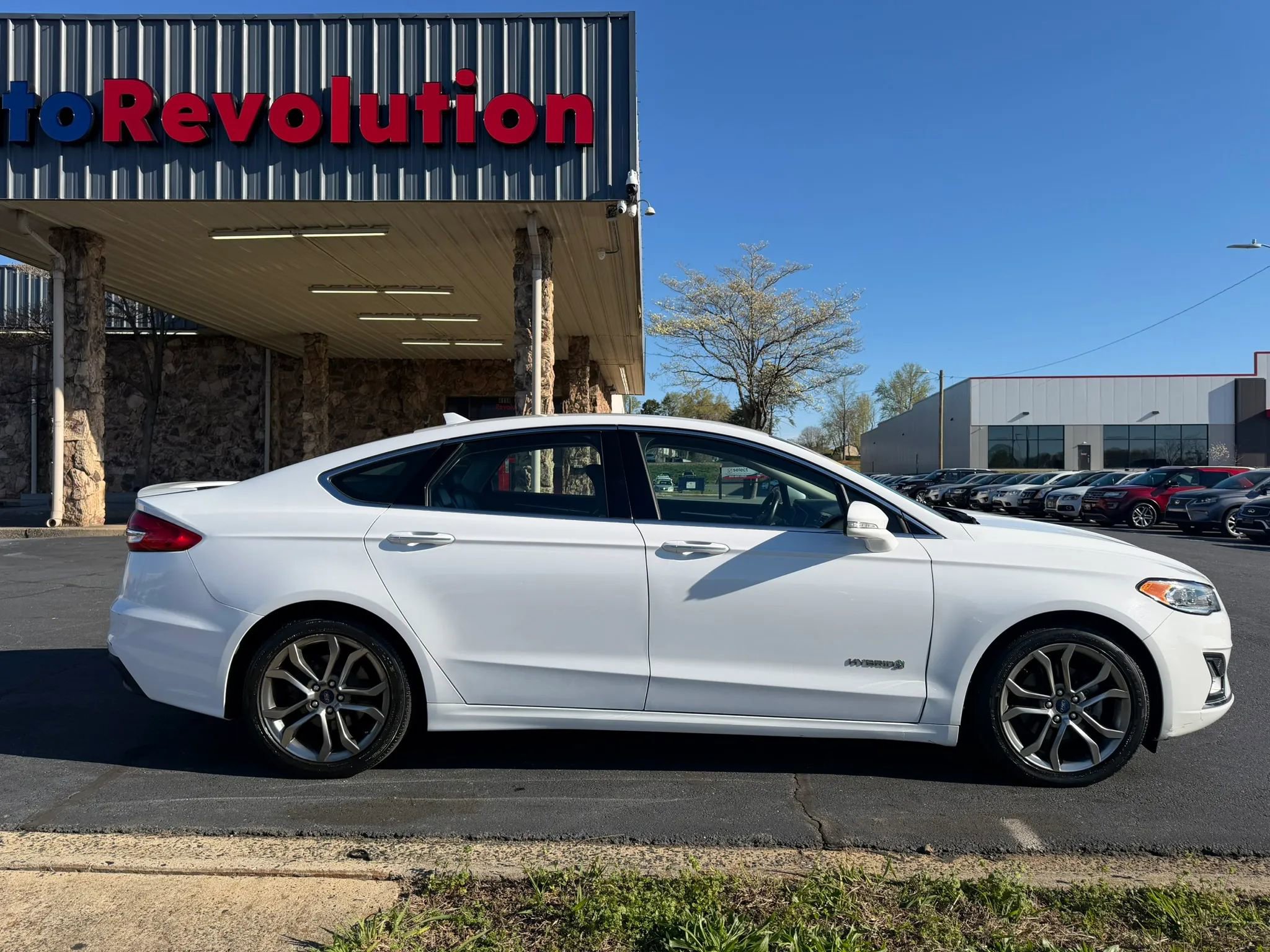 Used 2019 Ford Fusion Titanium image 8