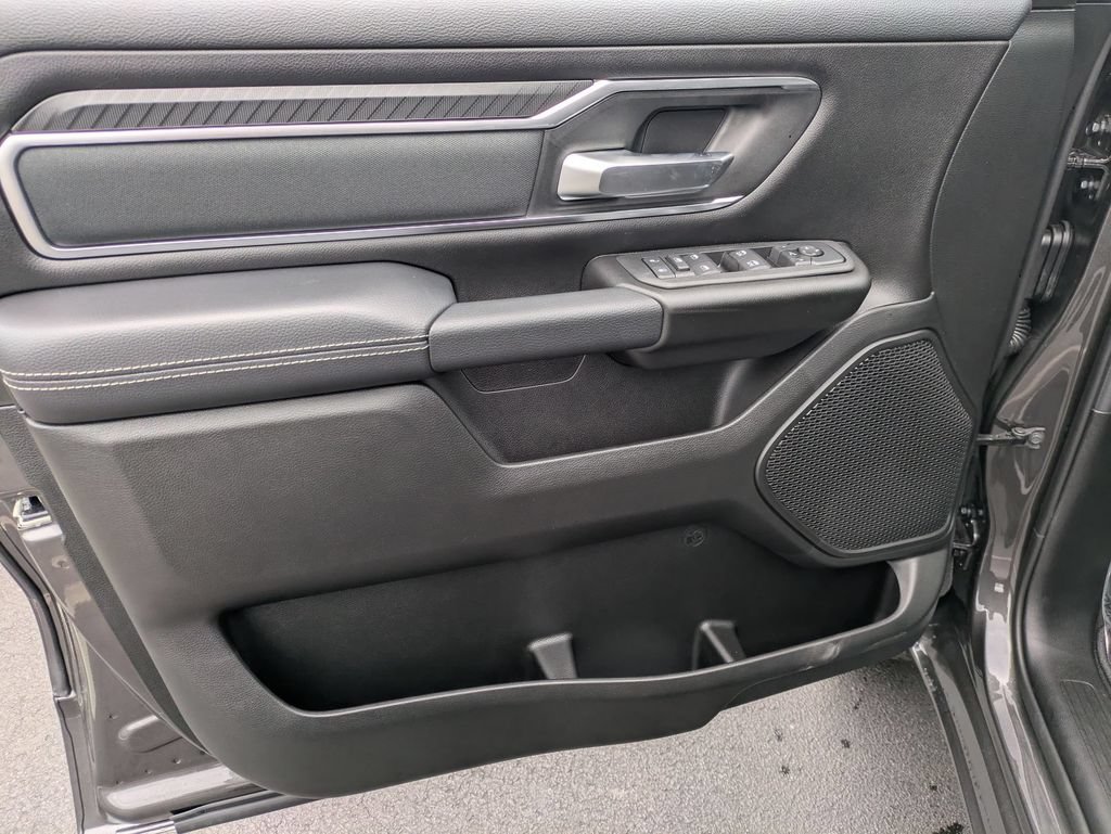 New 2026 RAM 1500 Big Horn AWD/4WD image 10