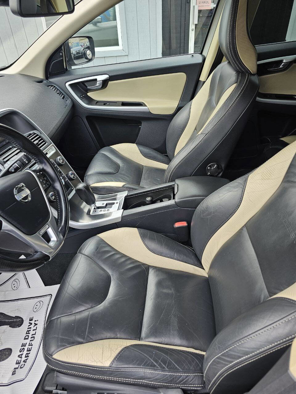 Used 2012 Volvo XC60 T6 R-Design image 11