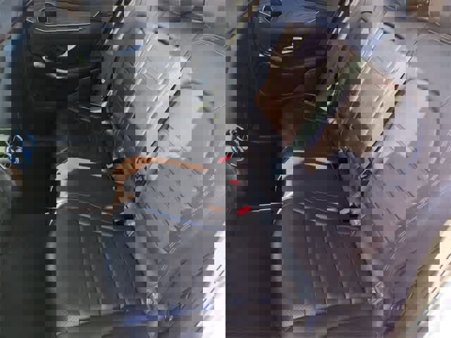 Used 2018 Mercedes-Benz GLC 300 4MATIC image 20