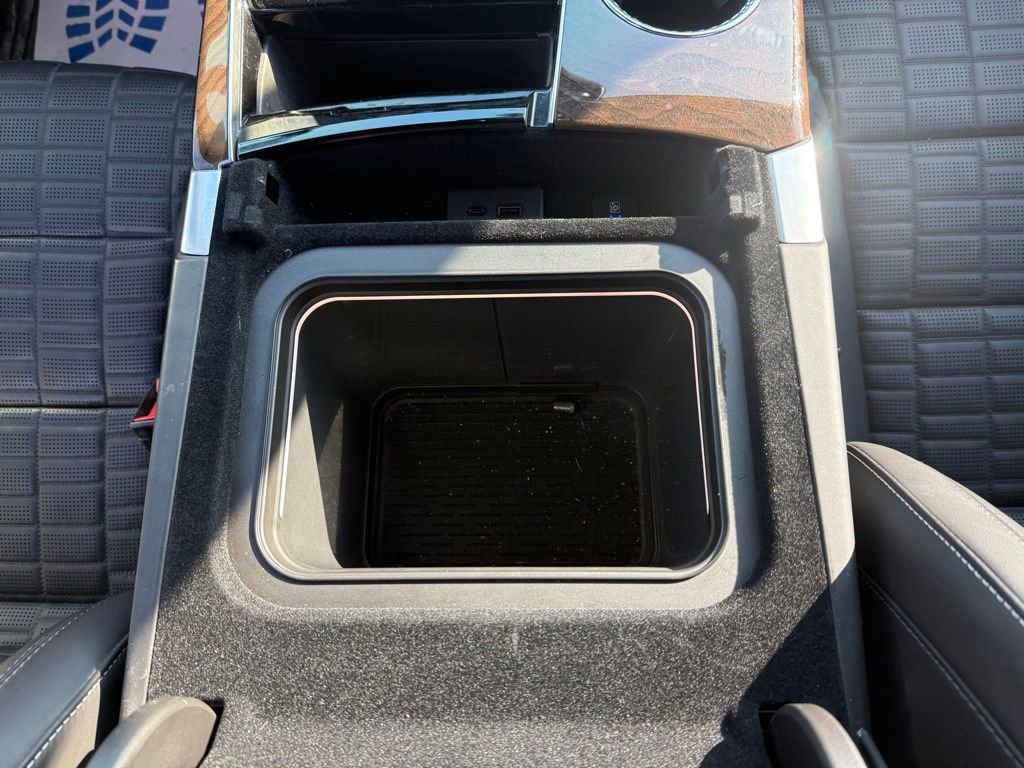 Used 2025 Cadillac Escalade ESV Sport Platinum image 26