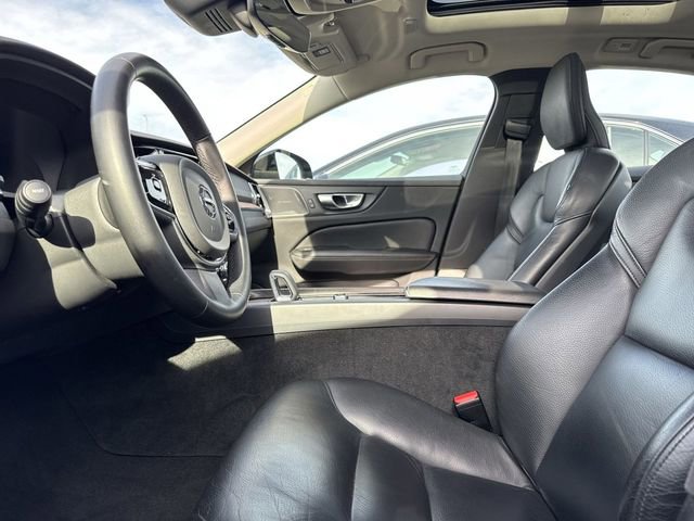 Used 2024 Volvo S60 B5 Plus image 11