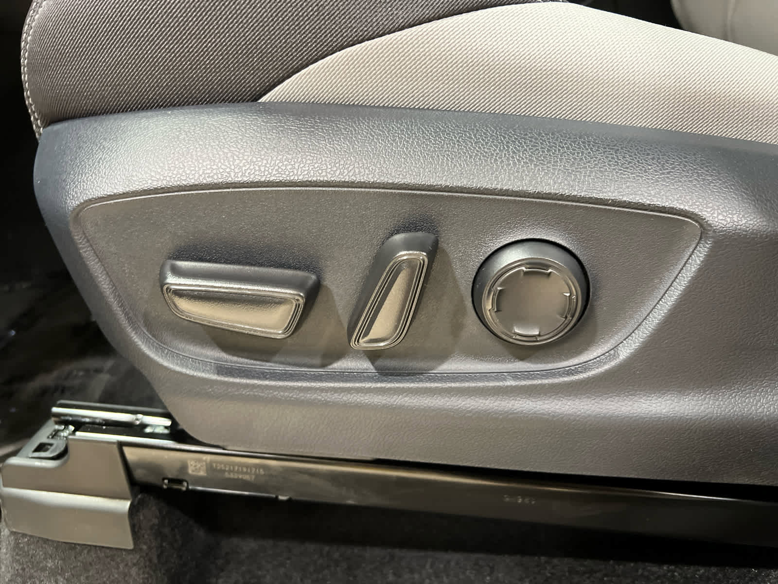 New 2025 Toyota Tacoma TRD Sport w/ TRD Sport Upgrade Package image 16