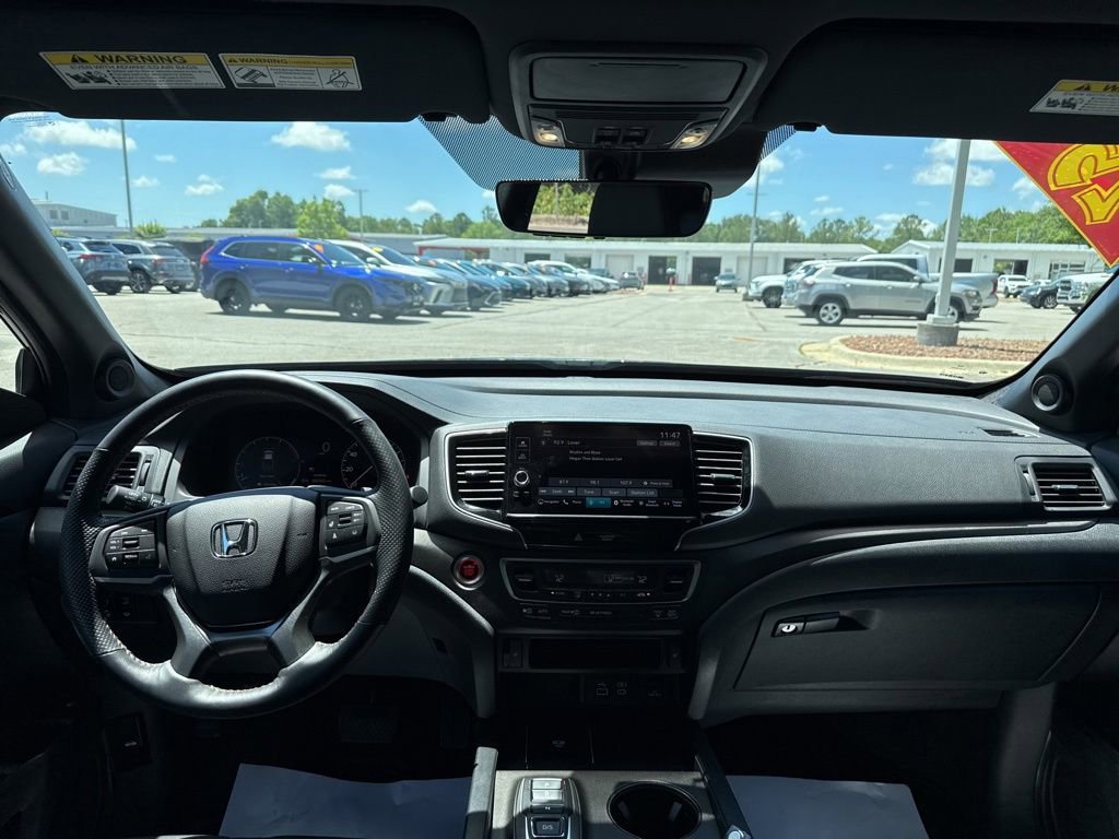 Used 2025 Honda Ridgeline TrailSport image 17