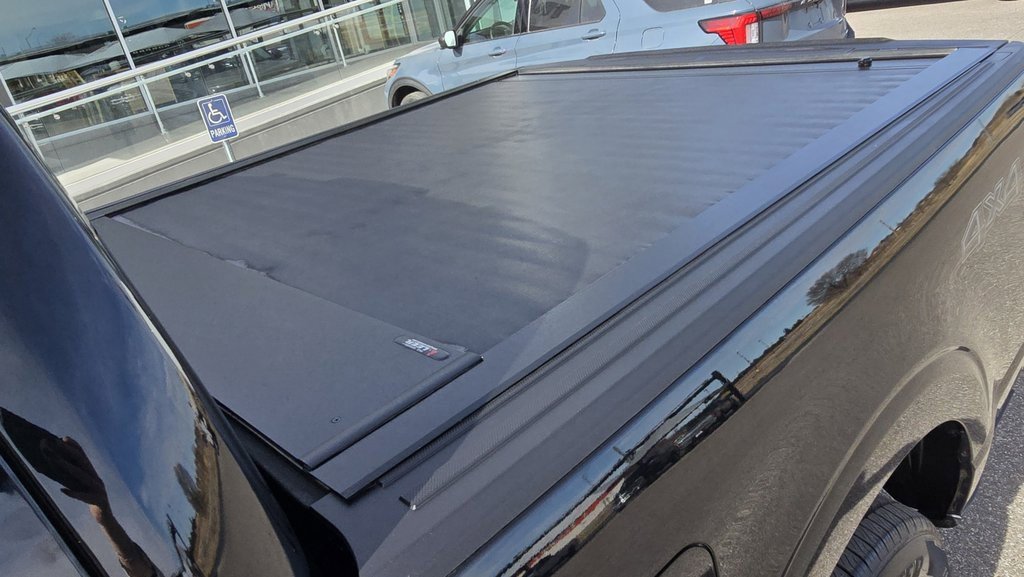 Used 2024 Ford F150 Platinum image 4