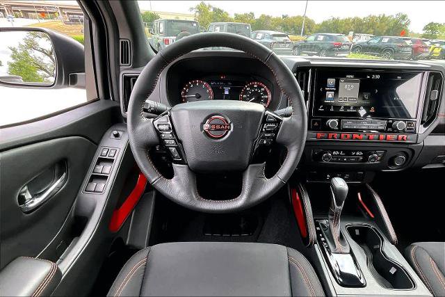 Certified 2025 Nissan Frontier Pro-X w/ Tow Package RWD image 6