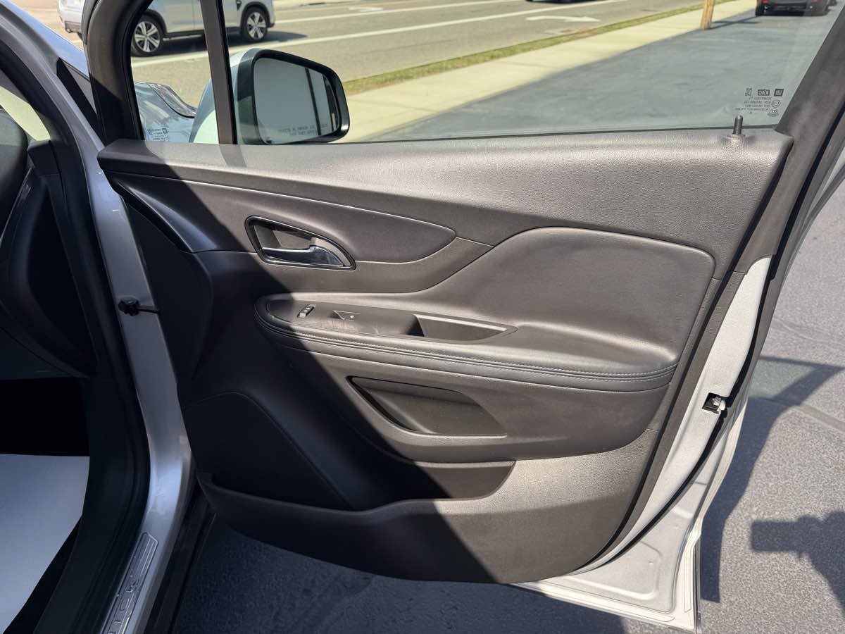 Used 2019 Buick Encore Preferred FWD image 20
