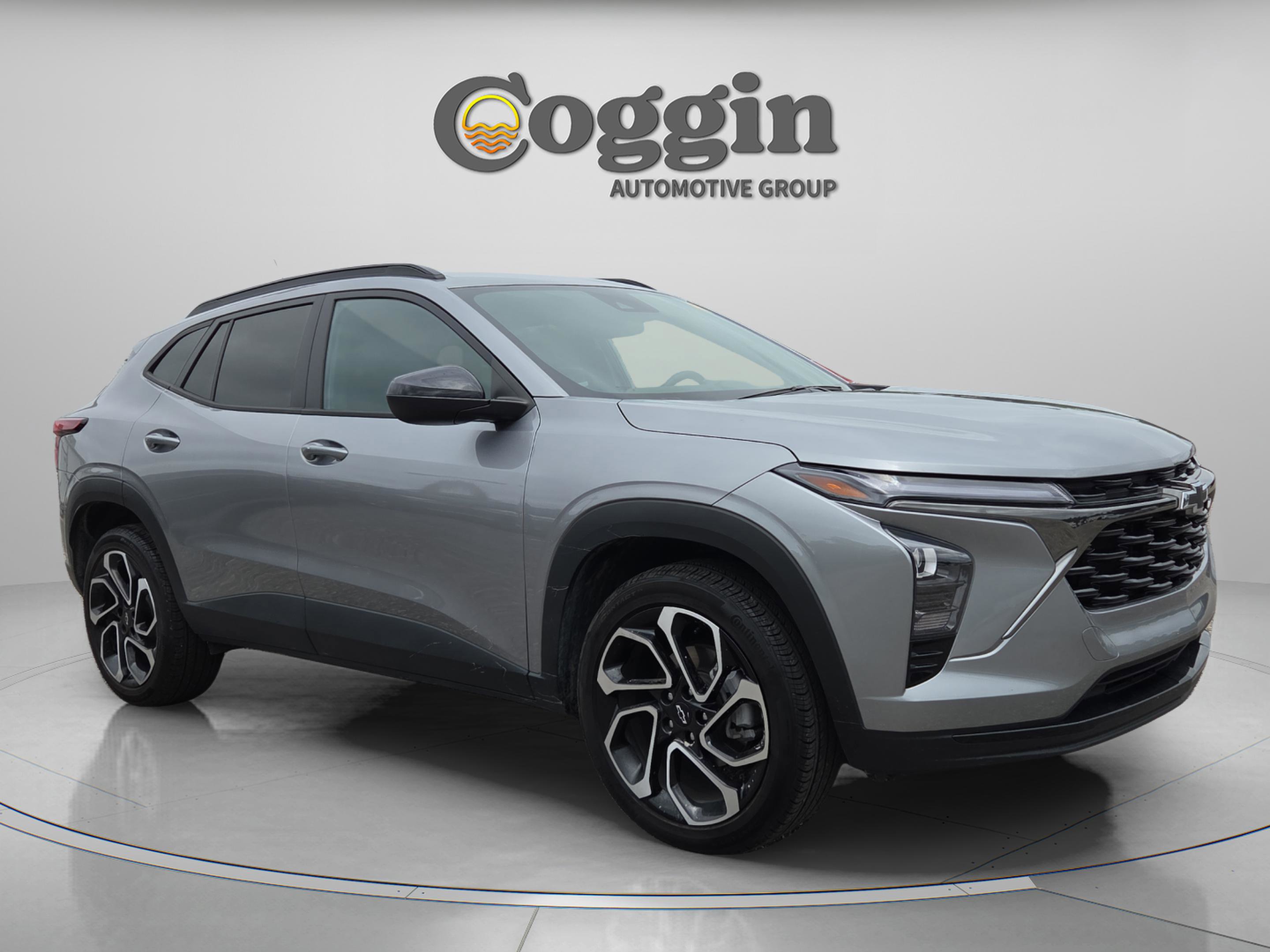 Used 2025 Chevrolet Trax RS w/ Driver Confidence Package FWD image 7