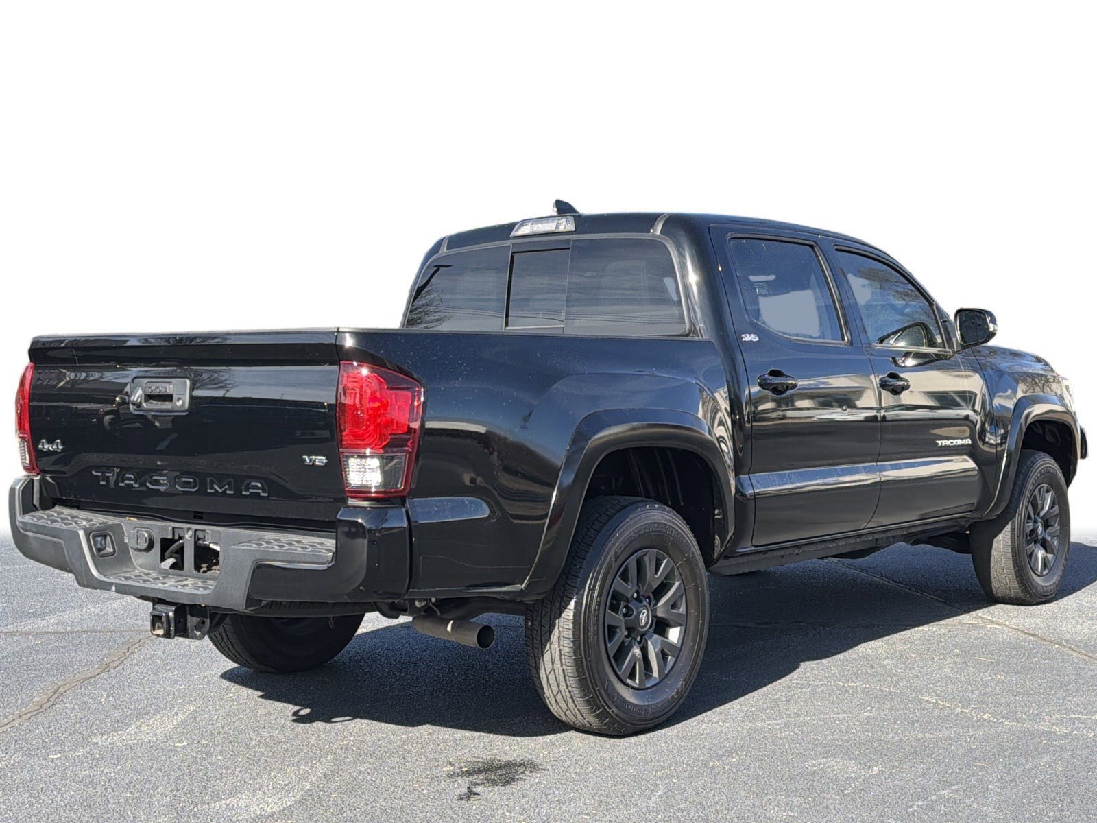 Used 2023 Toyota Tacoma SR5 w/ Technology Package image 29