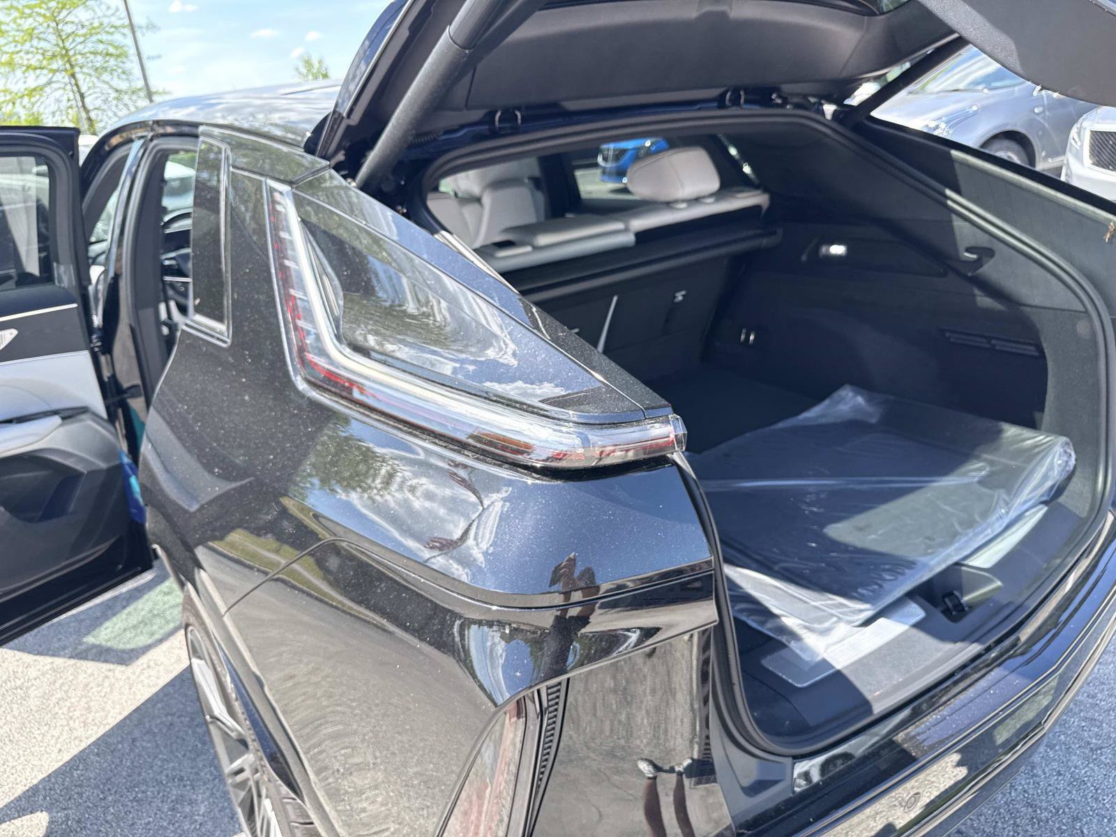 New 2026 Cadillac Lyriq Signature Sport w/ LPO, Floor Liner Package RWD image 11