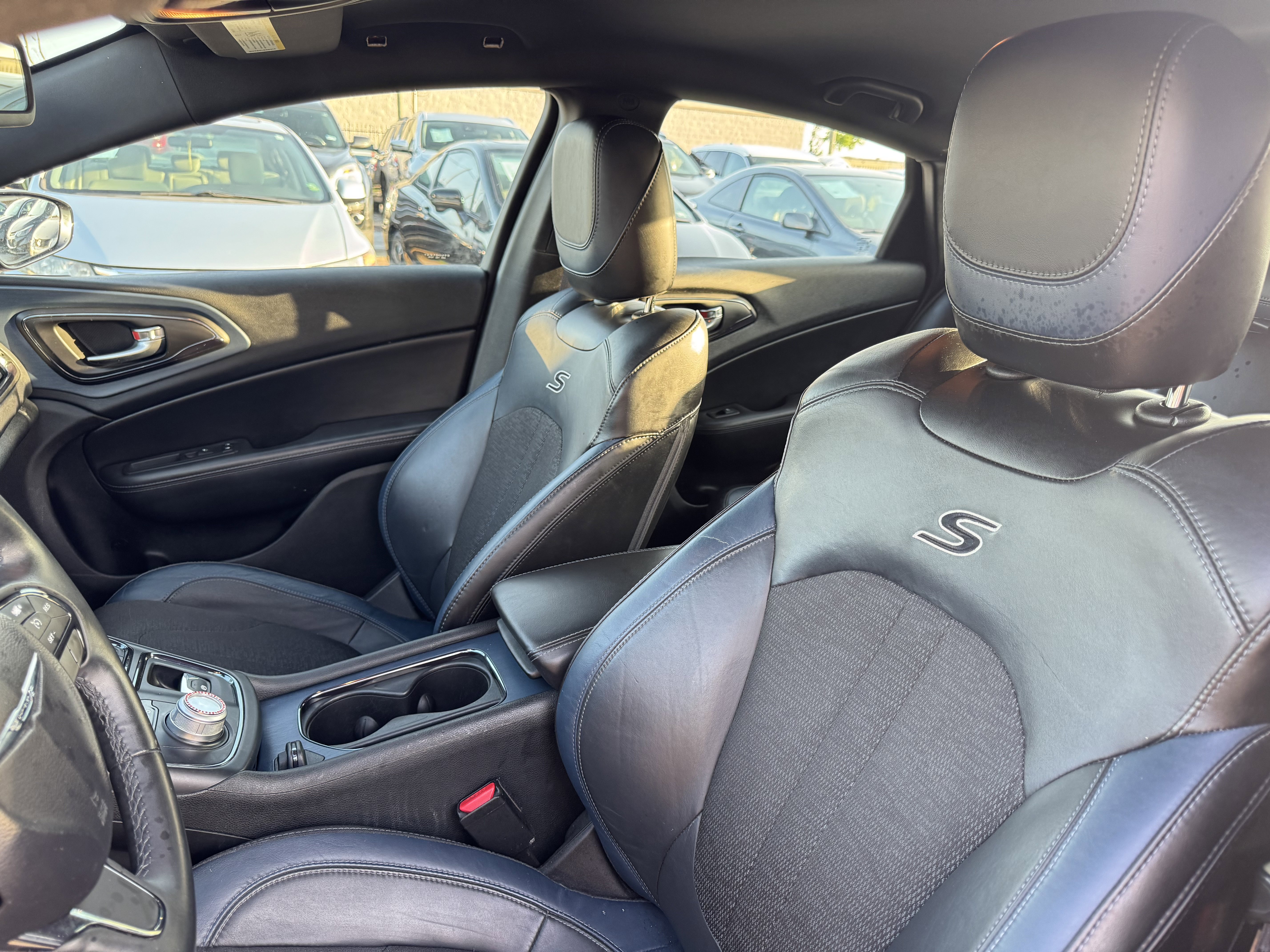 Used 2015 Chrysler 200 S w/ Navigation & Sound Group I image 9