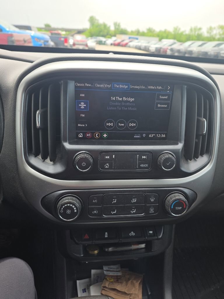 Used 2019 Chevrolet Colorado LT w/ LT Convenience Package AWD/4WD image 15