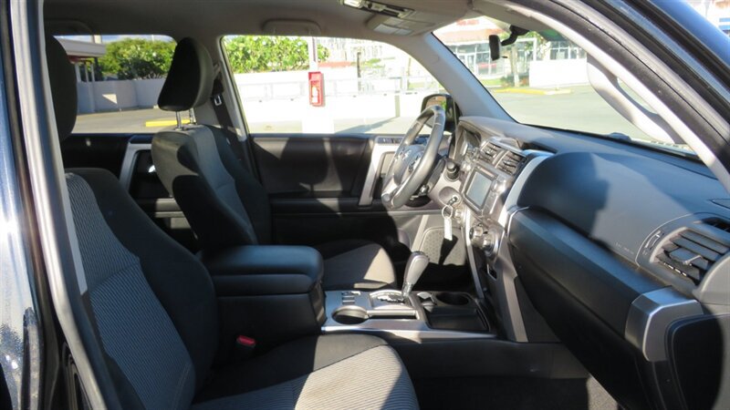 Used 2016 Toyota 4Runner SR5 RWD image 16