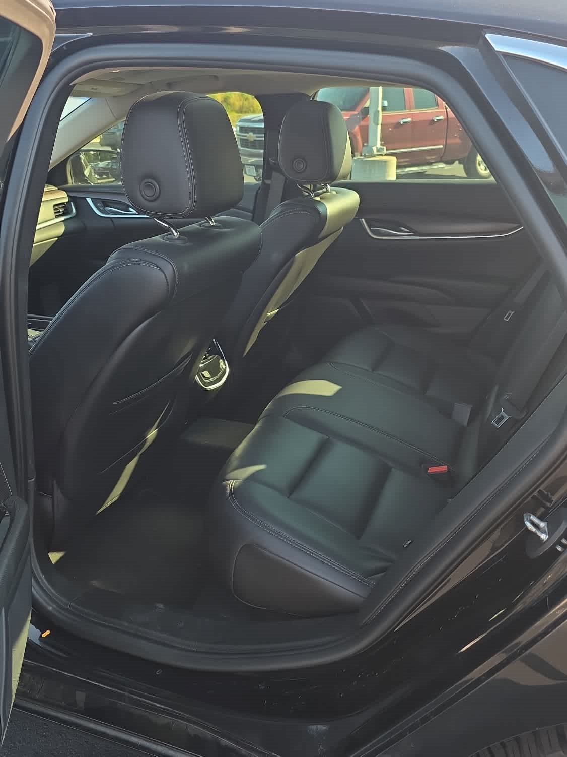 Used 2019 Cadillac XTS Luxury AWD/4WD image 6