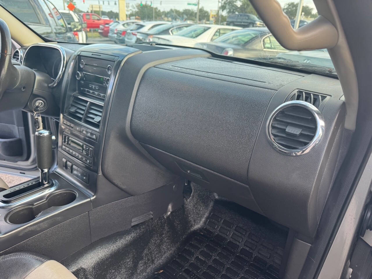 Used 2008 Ford Explorer Sport Trac Limited AWD/4WD image 11