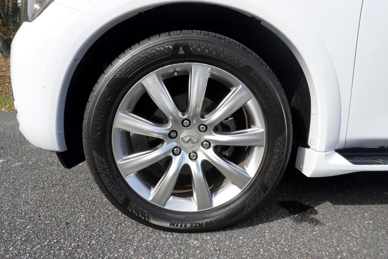 Used 2011 INFINITI QX56 2WD w/ Deluxe Touring Pkg image 37