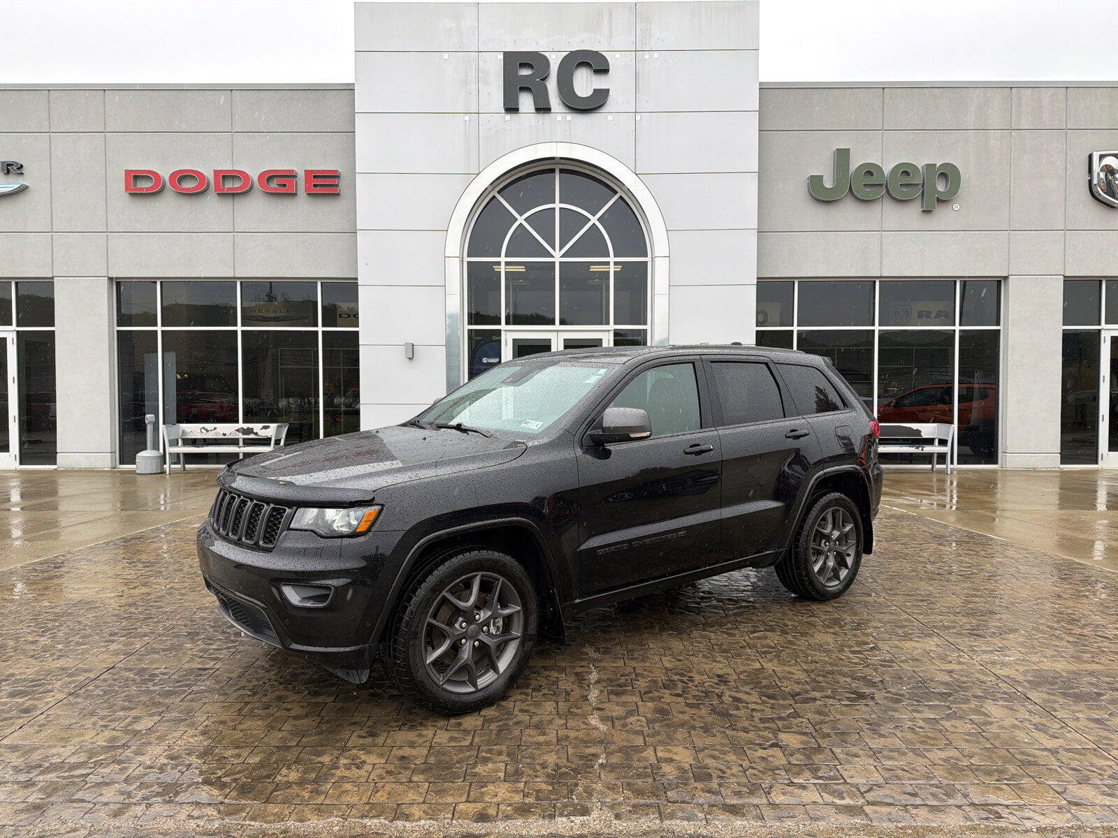 Used 2021 Jeep Grand Cherokee Limited w/ Quick Order Package 28K 80th AWD/4WD image 4