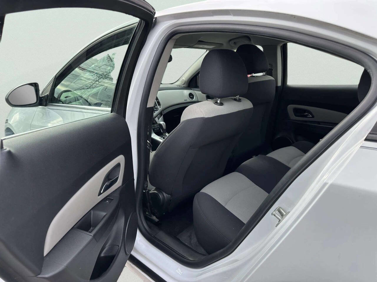 Used 2012 Chevrolet Cruze LS w/ Connectivity Package image 16