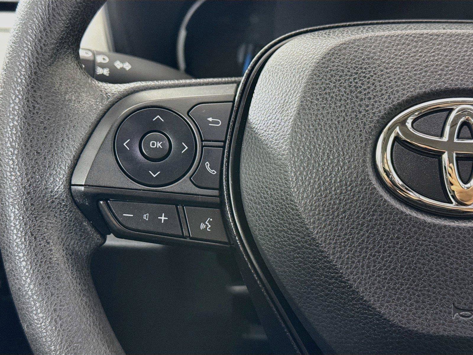 Certified 2023 Toyota RAV4 XLE AWD/4WD image 17