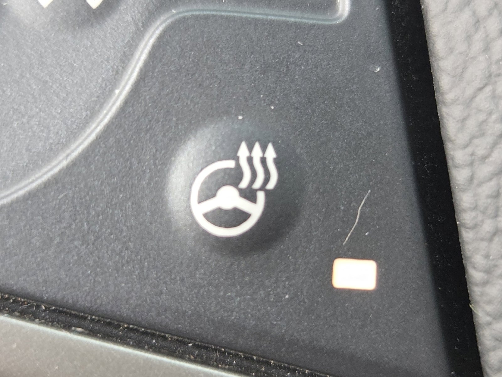 Used 2021 Chevrolet Colorado Z71 w/ Safety Package image 9