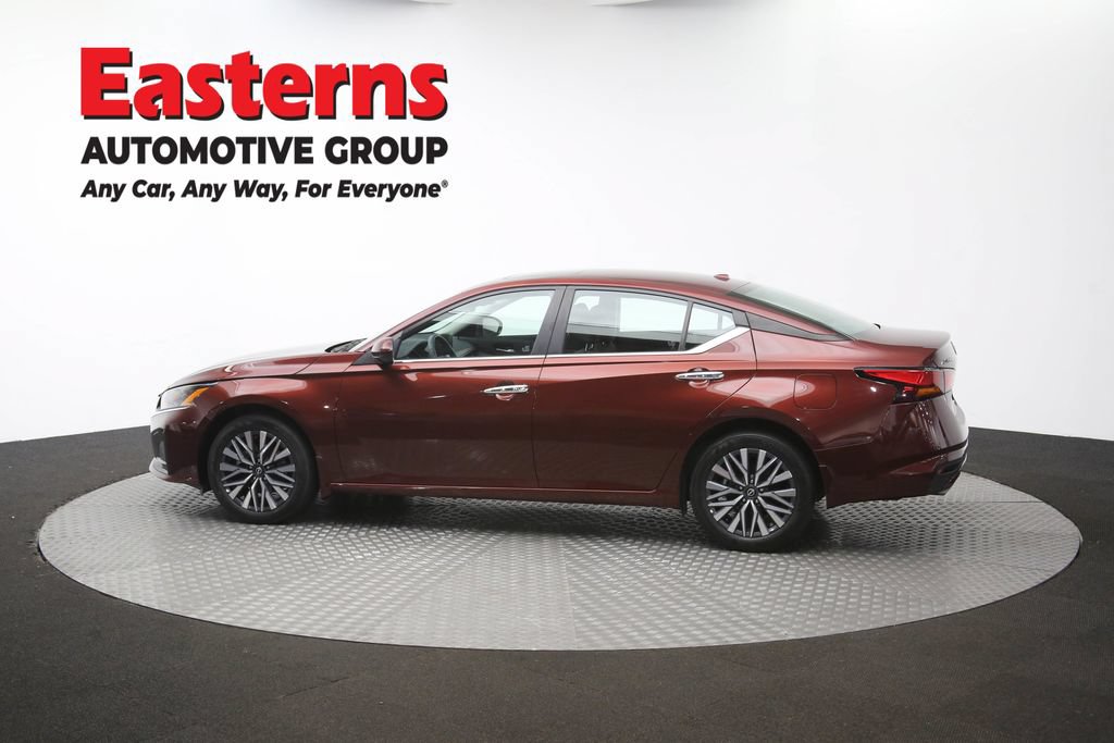 Used 2024 Nissan Altima 2.5 SV w/ SV Premium Package AWD/4WD image 62