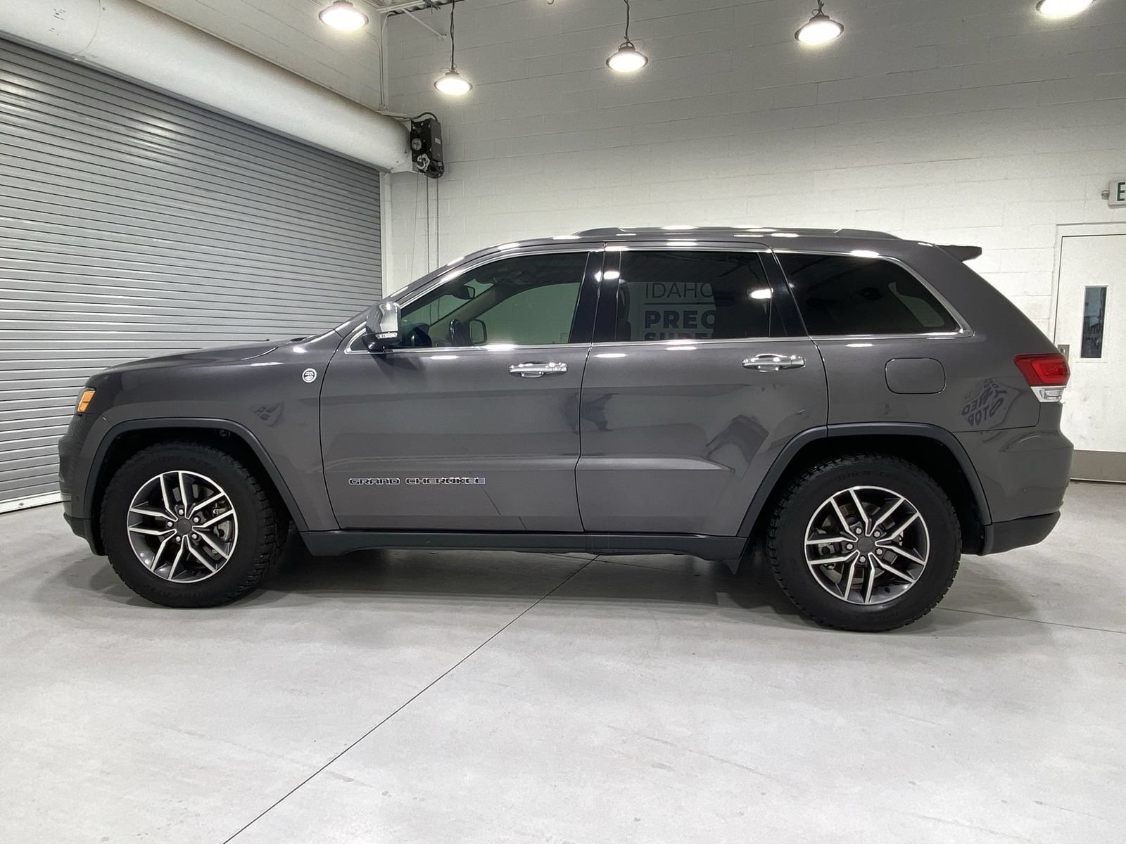 Used 2021 Jeep Grand Cherokee Limited w/ Luxury Group II AWD/4WD image 5